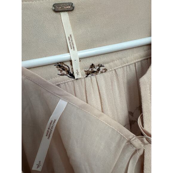 Free People Wild Laurel boho belted Maxi Dress bell sleeves small - Picture 13 of 16